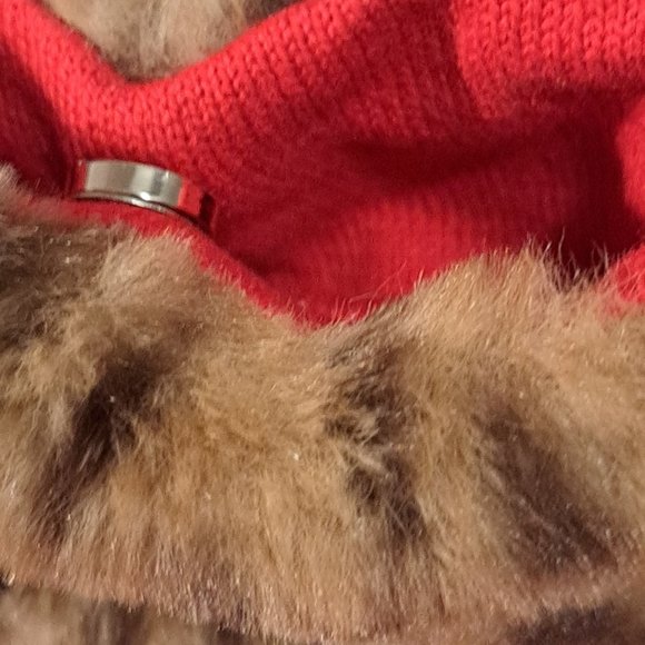 * RED RACHEL ZOE Perfect (Unique )Holiday Sweater Dress / (GIRL'S) size 5-6 - Picture 4 of 5